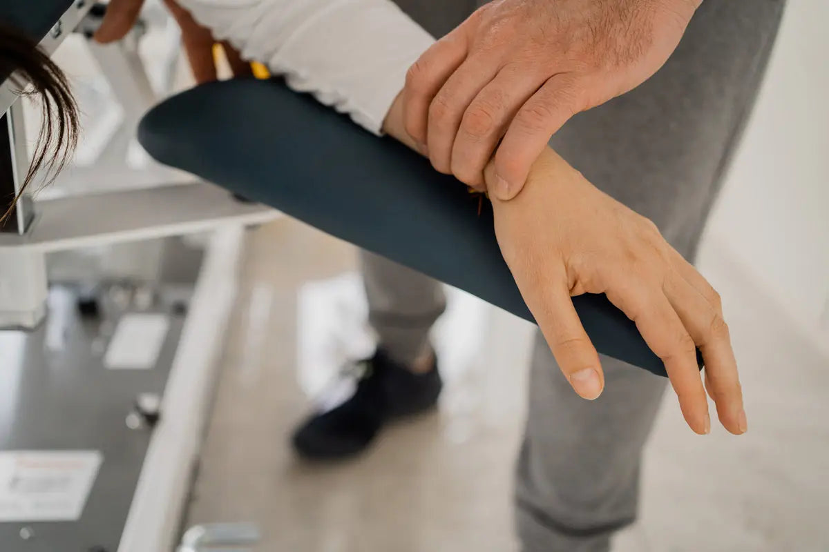 Table de massage électrique FERROX® Cezanne Jr - 7 plans