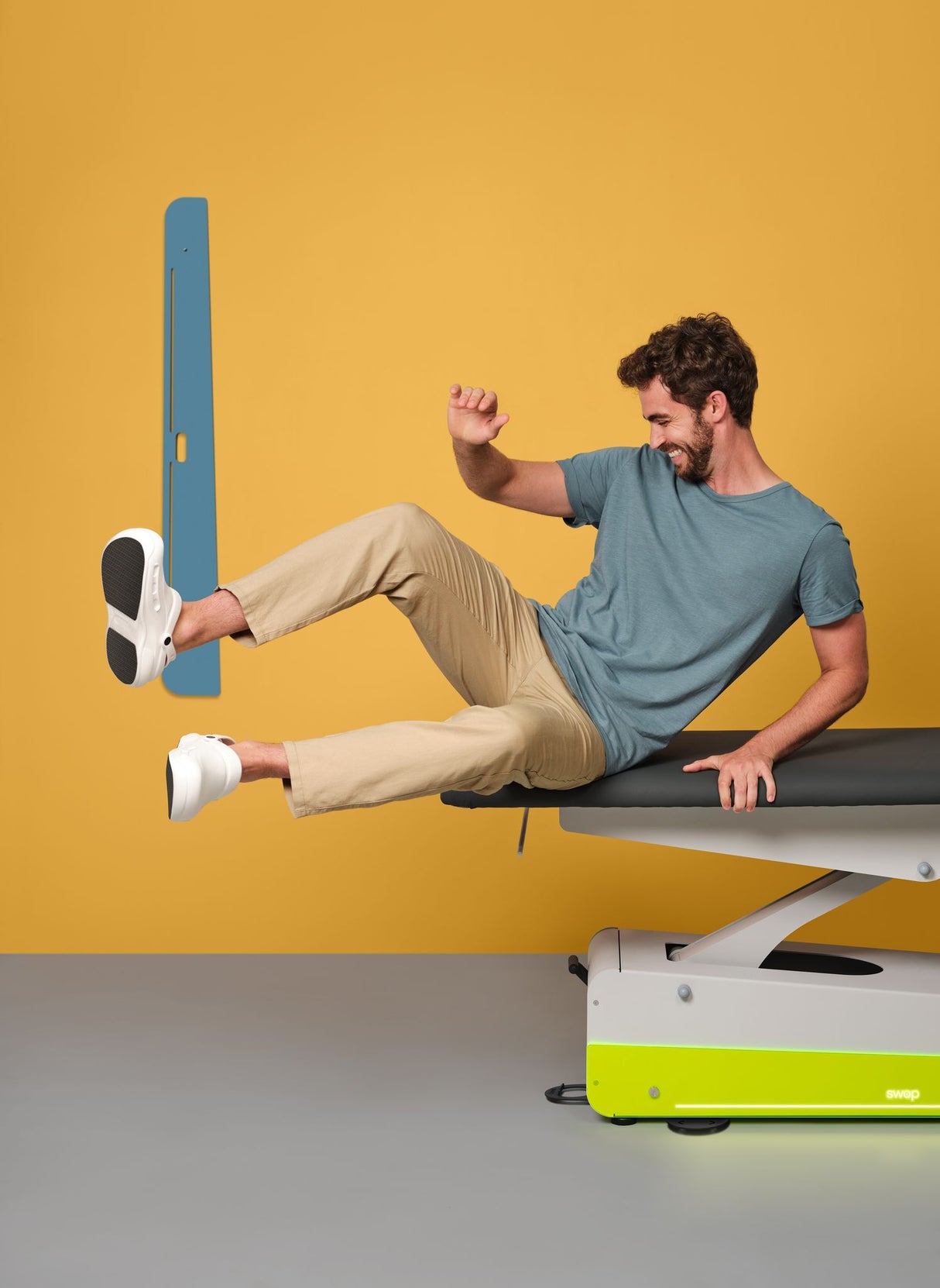 kinésithérapeutge sur Table 2 plans SWOP 2L Pro Physio