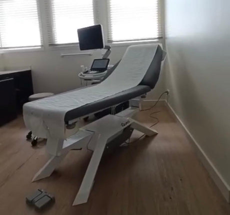 Installation de table iQuest de chez Promotal